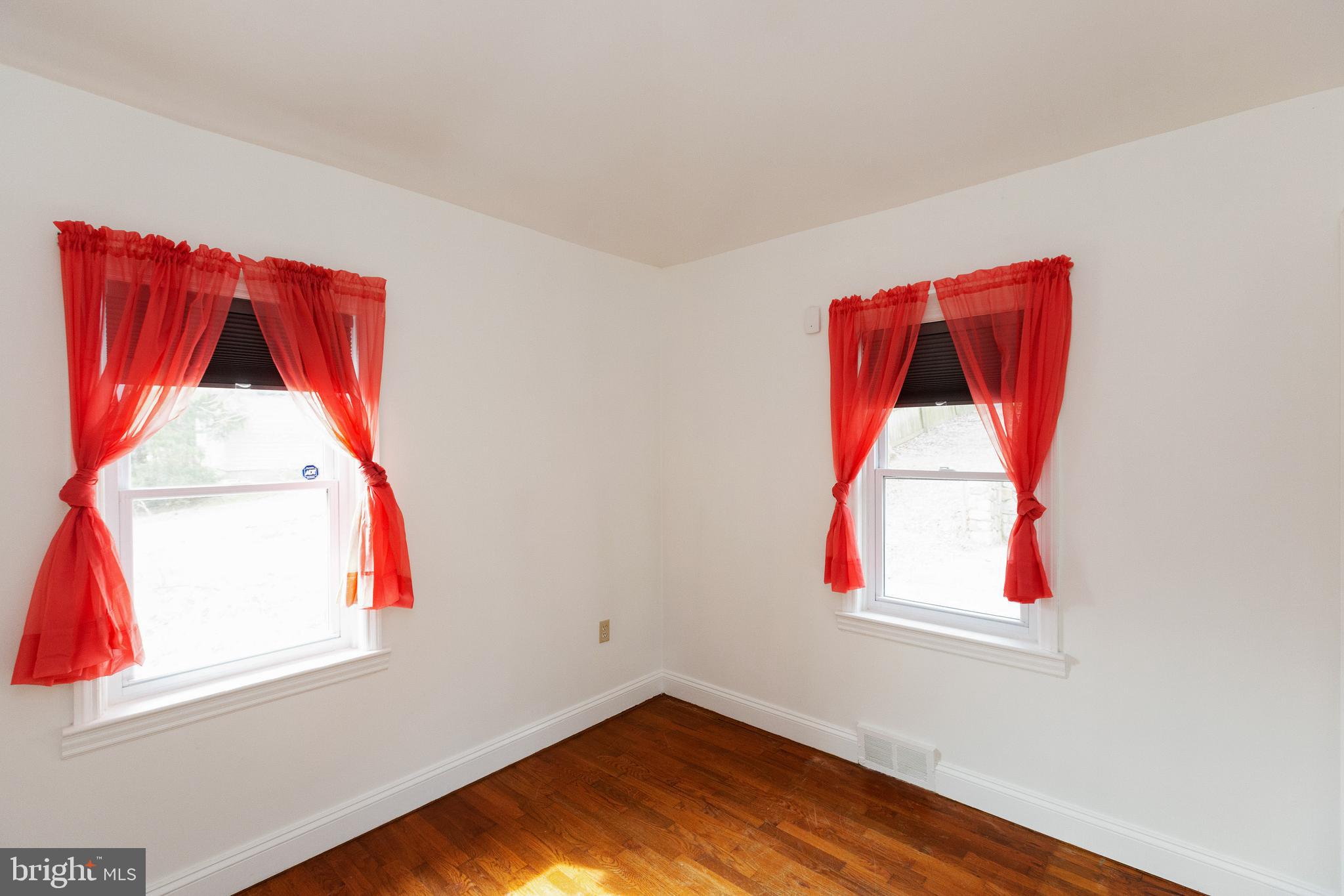 7902 Edgewood Church Road Frederick, MD 21702 - Photo 25 of 47 Bedroom 3