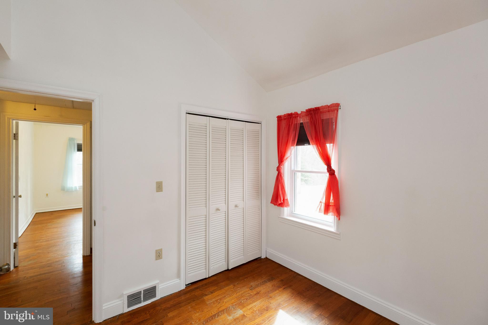 7902 Edgewood Church Road Frederick, MD 21702 - Photo 27 of 47 Bedroom 3