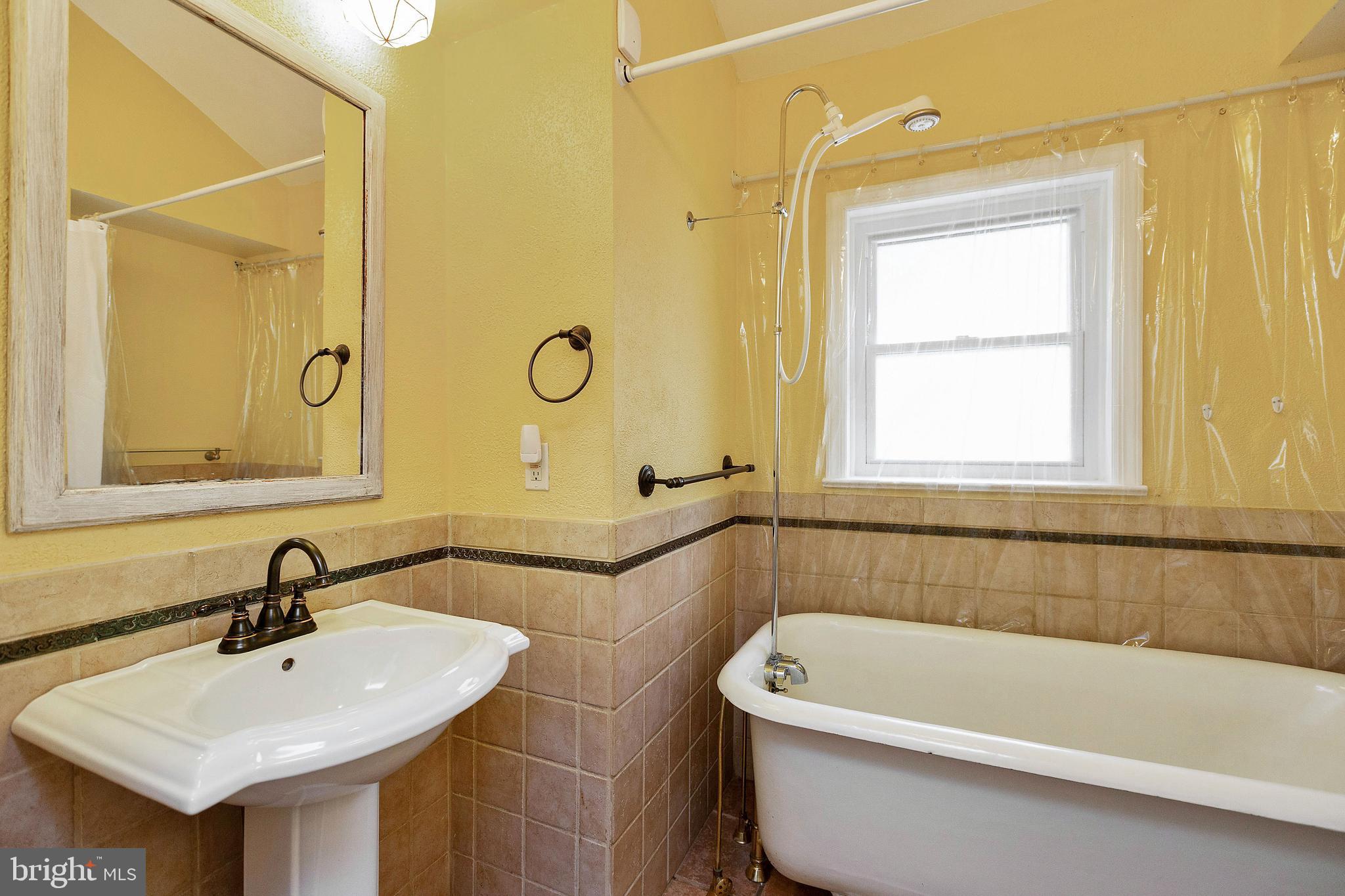 7902 Edgewood Church Road Frederick, MD 21702 - Photo 31 of 47 Full Bath