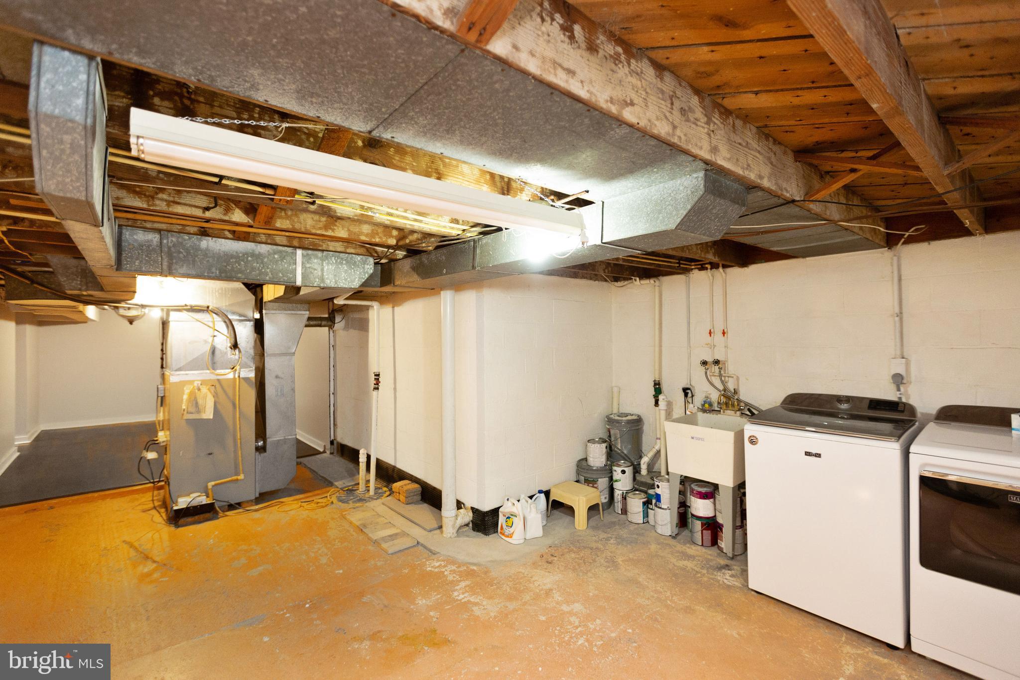 7902 Edgewood Church Road Frederick, MD 21702 - Photo 42 of 47 Laundry