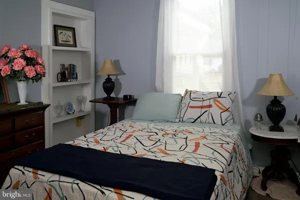 $159,999 | 25588 Shore Main Drive, Bloxom, VA 23308