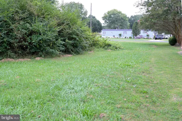 $159,999 | 25588 Shore Main Drive, Bloxom, VA 23308