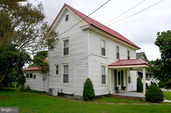 $159,999 | 25588 Shore Main Drive, Bloxom, VA 23308