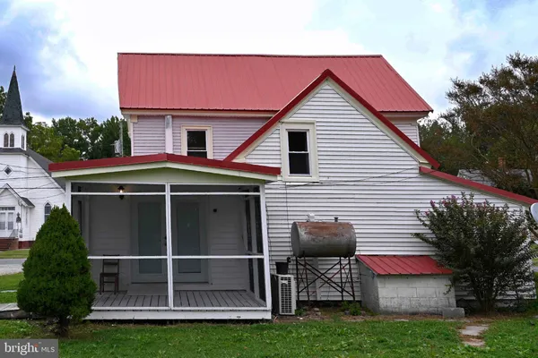 $159,999 | 25588 Shore Main Drive, Bloxom, VA 23308