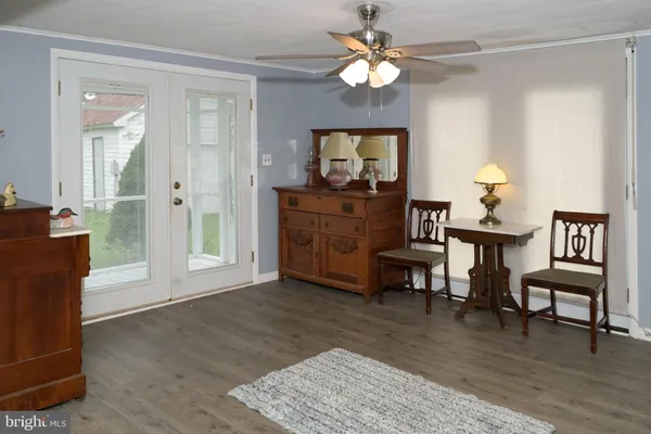 $159,999 | 25588 Shore Main Drive, Bloxom, VA 23308