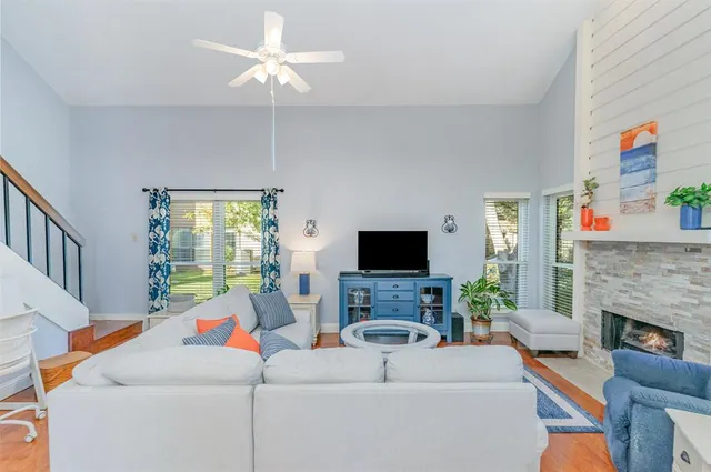 $315,000 | 336 Melrose Drive, Unit 10C, Richardson, TX 75080