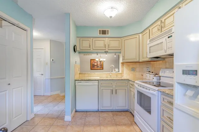 $315,000 | 336 Melrose Drive, Unit 10C, Richardson, TX 75080