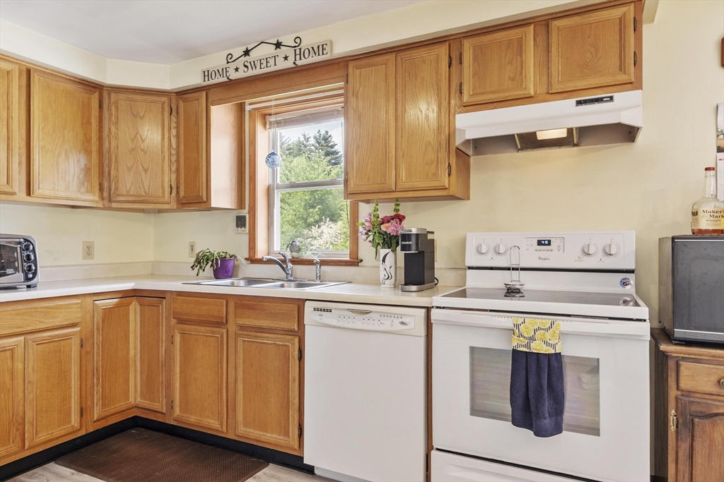 31 Brookside Road Orange, MA 01364 - Photo 23 of 41