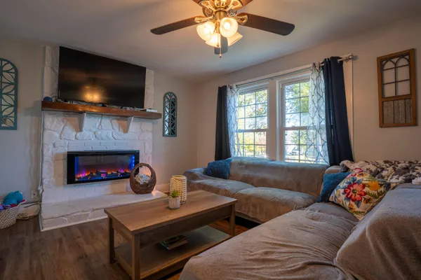 $339,900 | 618 Elm Avenue, South Pittsburg, TN 37380