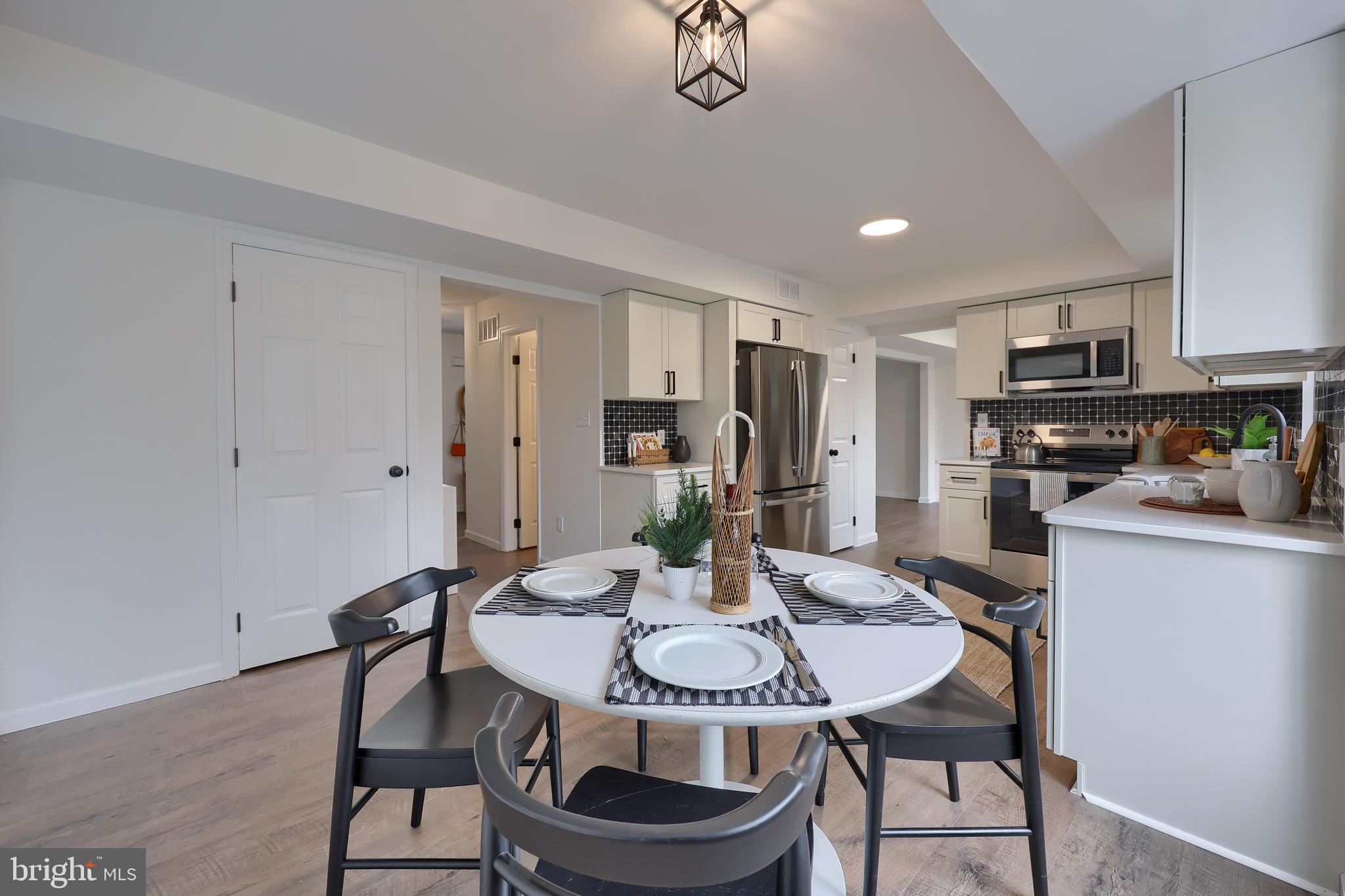 40 Gunpowder Lane Reading, PA 19606 - Photo 23 of 59 a view of a dining room with furniture and a table