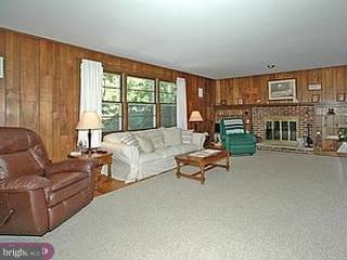 2309 Huntingdon Road Huntingdon Valley, PA 19006 - Photo 5 of 6 Gallery Image 5