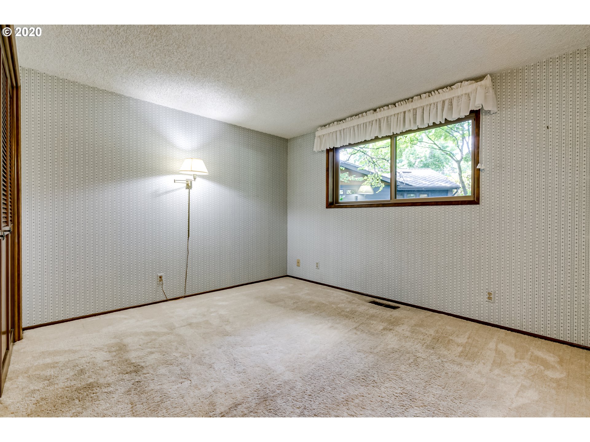 970 St Andrews Drive Eugene, OR 97401 - Photo 18 of 25