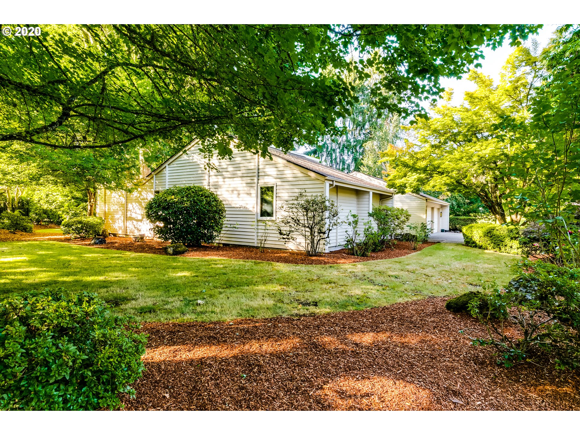 970 St Andrews Drive Eugene, OR 97401 - Photo 22 of 25