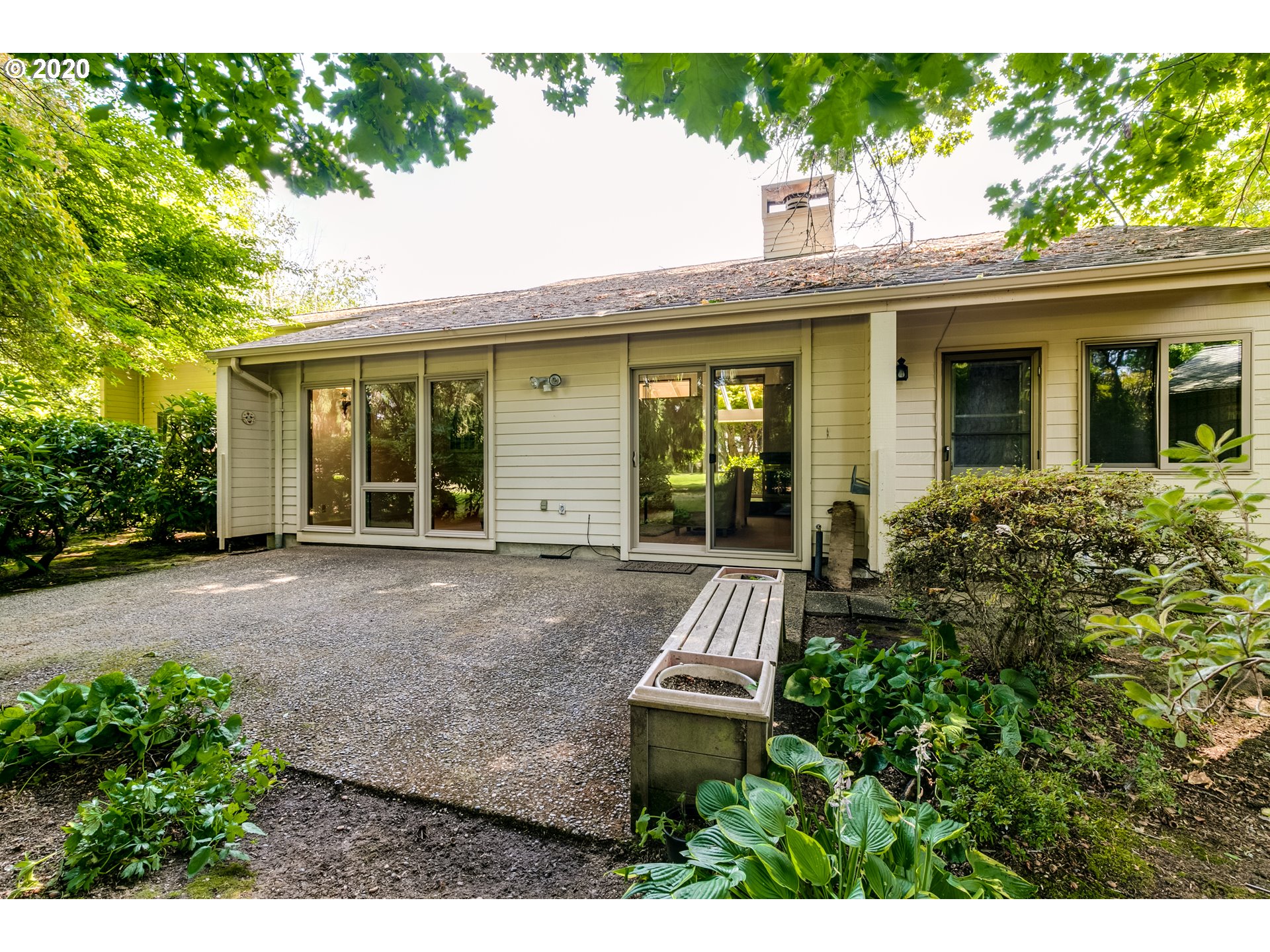 970 St Andrews Drive Eugene, OR 97401 - Photo 23 of 25