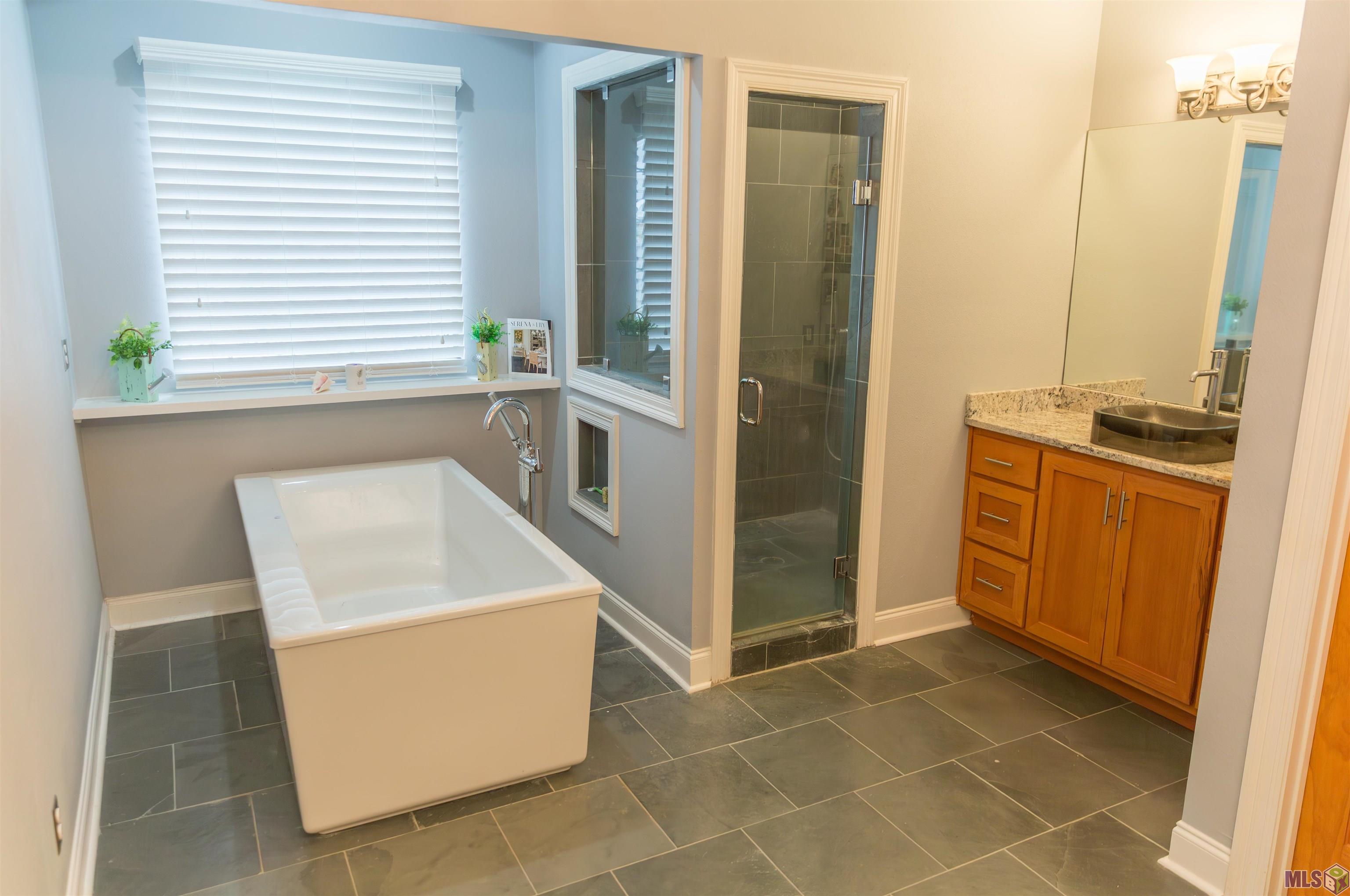 13013 Deerpath Way Baton Rouge, LA 70816 - Photo 17 of 19