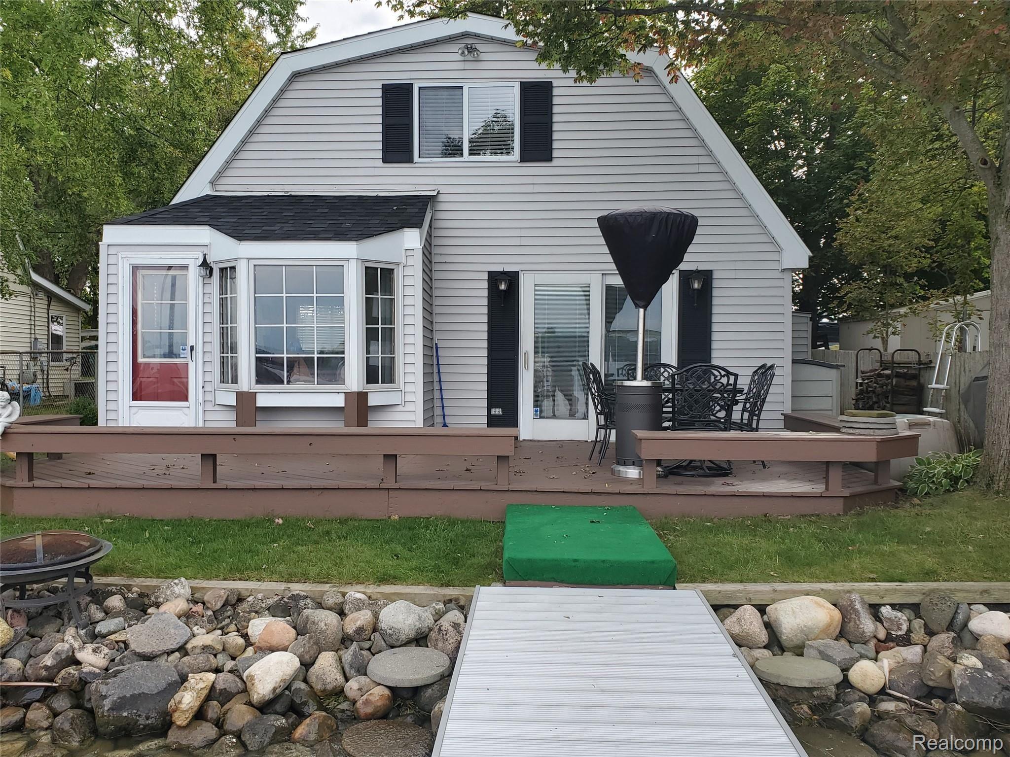 9246 Dexter-Pinckney Road Pinckney, MI 48169 - Photo 23 of 26 20.1Front