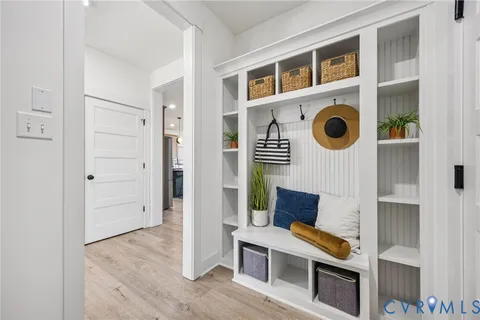 $1,050,000 | 6021 Rivermere Lane, Glen Allen, VA 23059