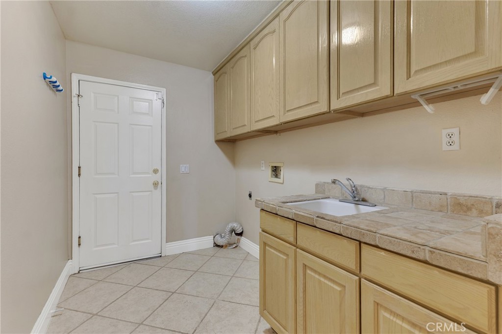 22244 Circle J Ranch Road Saugus, CA 91350 - Photo 47 of 56 Gallery Image 47