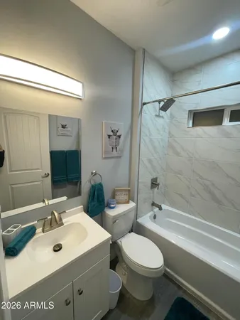 $1,950 | 1820 East Diamond Street, Phoenix, AZ 85006