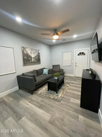 $1,950 | 1820 East Diamond Street, Phoenix, AZ 85006