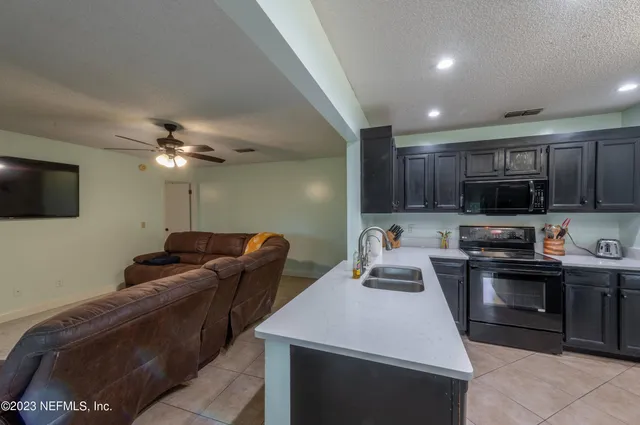 $3,100 | 2746 Grayton Court, Jacksonville, FL 32224