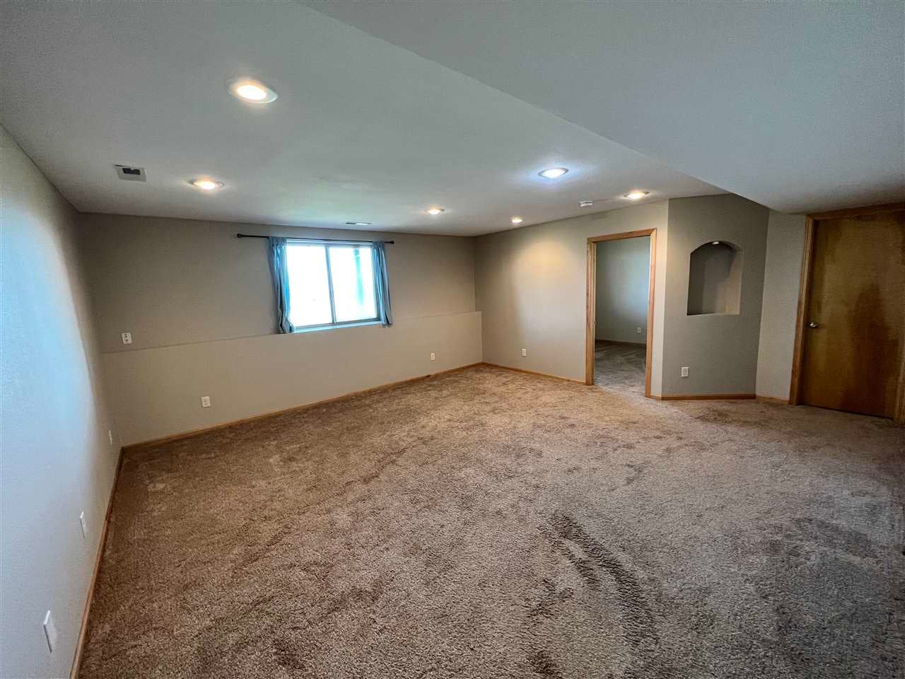 270 South Park Ridge Road North Liberty, IA 52317 - Photo 27 of 37 Gallery Image 27