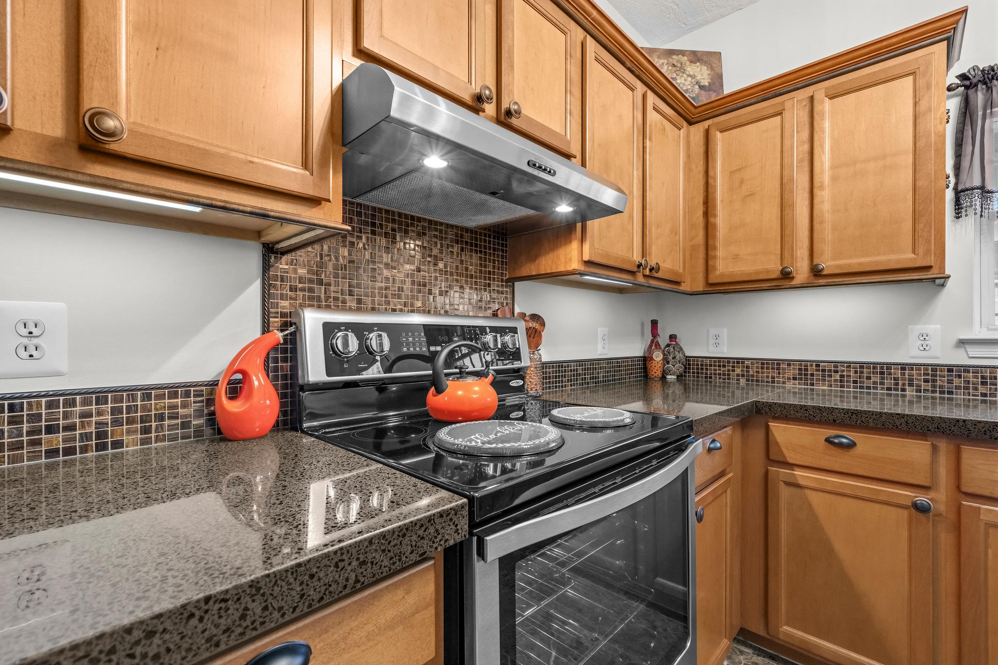 3220 15th Place Southeast Washington, DC 20020 - Photo 11 of 34 Quartz countertop with under-cabinet lighting