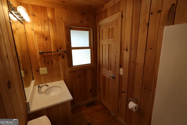 $475,000 | 505 Long Mountain Drive, Lakemont, GA 30552