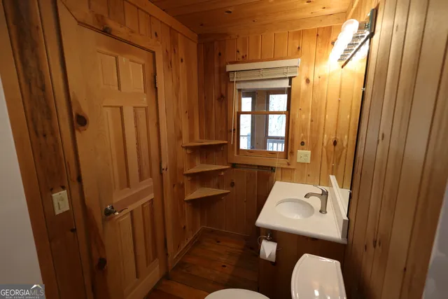 $475,000 | 505 Long Mountain Drive, Lakemont, GA 30552