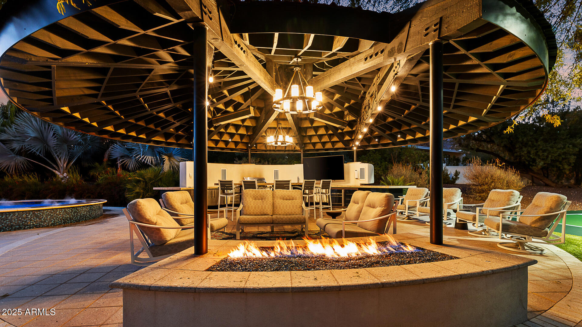 7120 North Quartz Mountain Road Paradise Valley, AZ 85253 - Photo 9 of 28 a view of outdoor space with seating area
