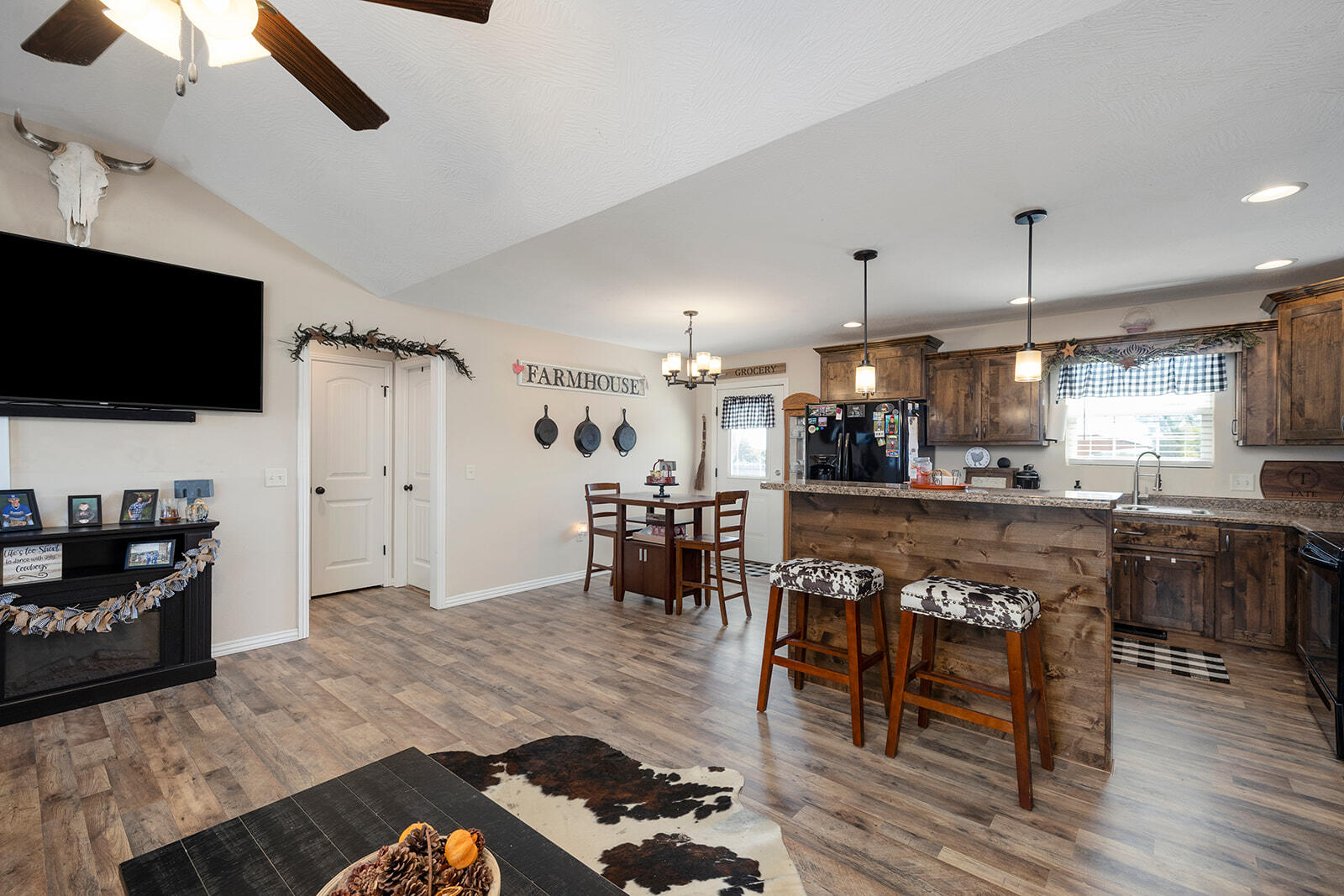 4716 South 125th Road Bolivar, MO 65613 - Photo 8 of 43 _MG_9163