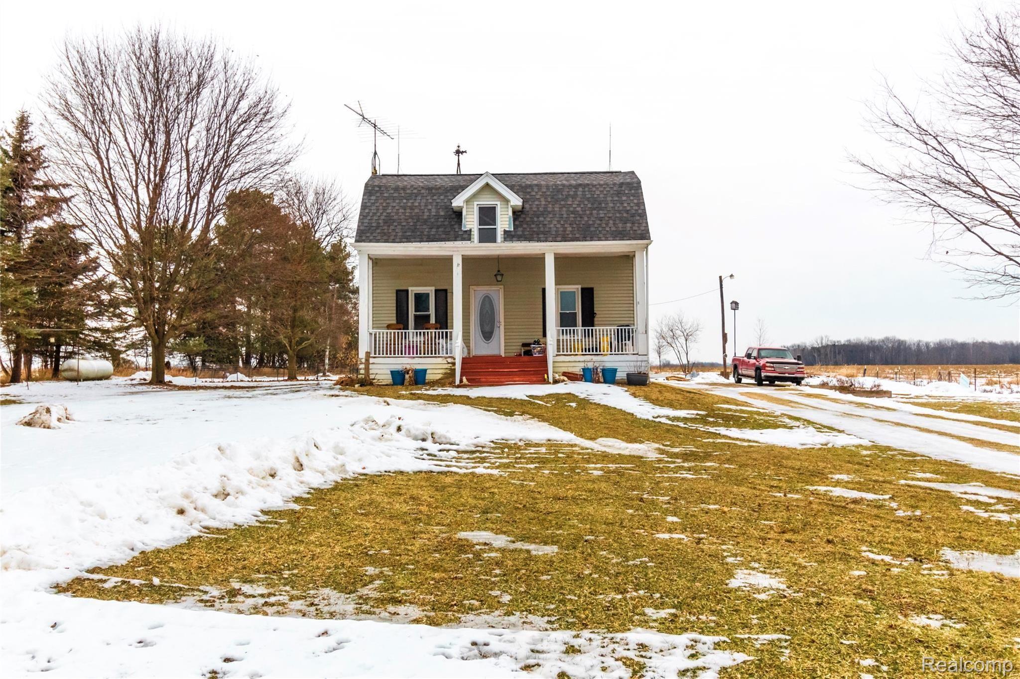 13618 Foley Road Capac, MI 48014 - Photo 20 of 25 Front (2).jpg