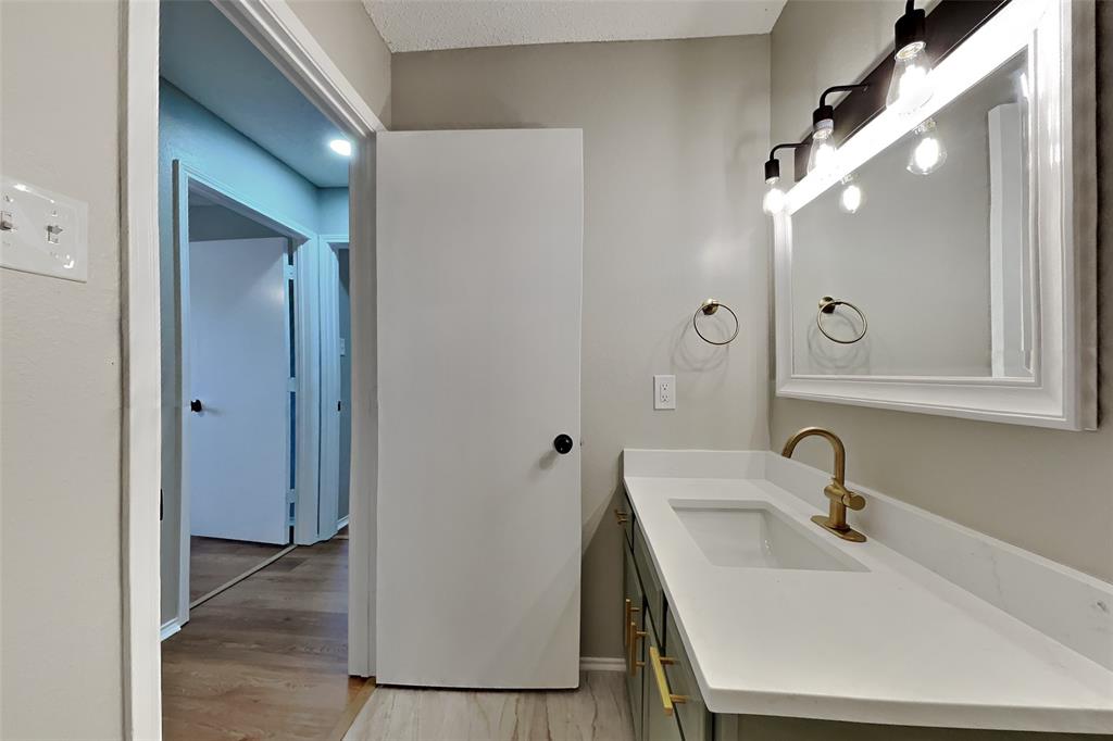 912 Blue Ridge Drive Burleson, TX 76028 - Photo 14 of 19 Gallery Image 14