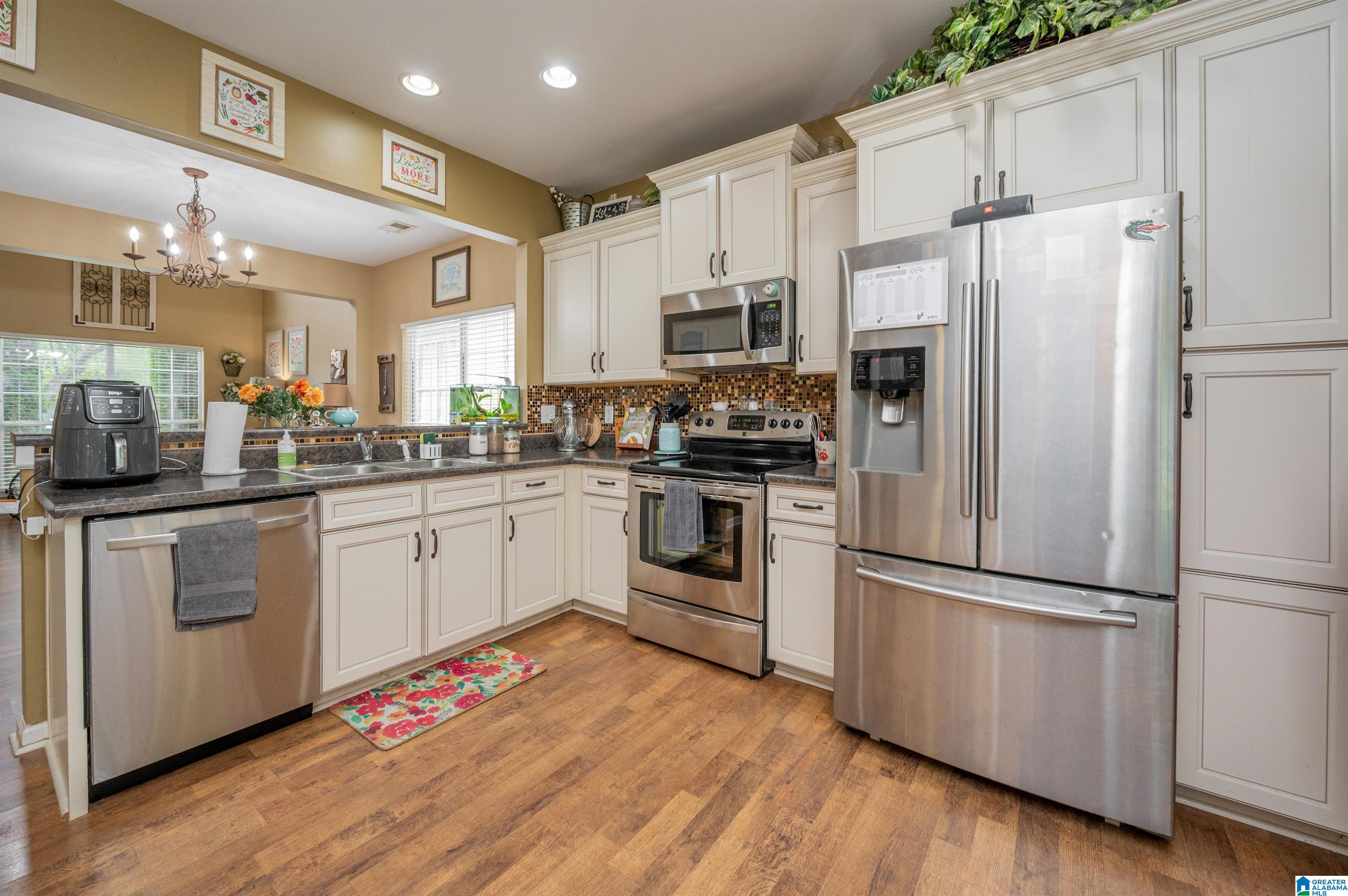 4016 Forest Lakes Road Sterrett, AL 35147 - Photo 13 of 39