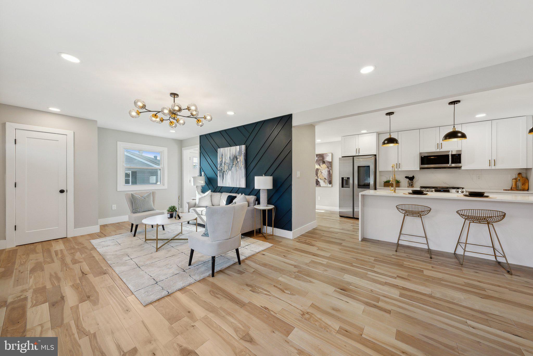 2414 Phillips Drive Alexandria, VA 22306 - Photo 11 of 43