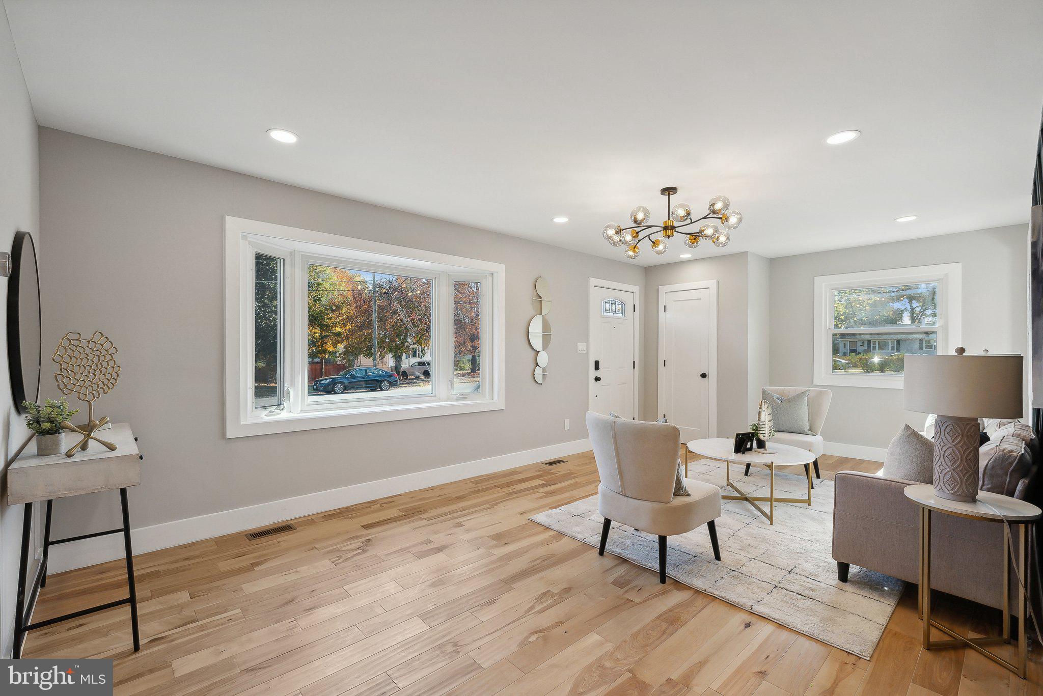 2414 Phillips Drive Alexandria, VA 22306 - Photo 13 of 43