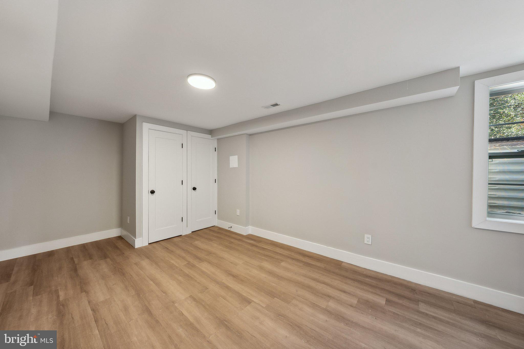 2414 Phillips Drive Alexandria, VA 22306 - Photo 37 of 43