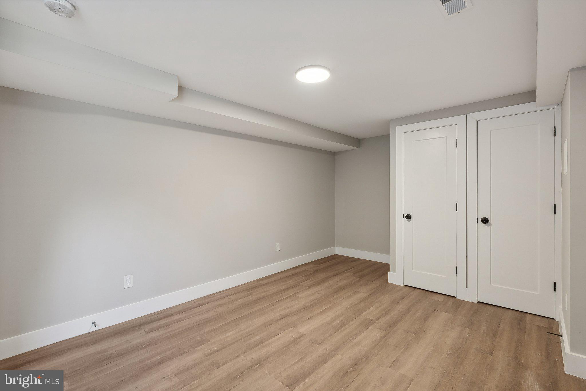 2414 Phillips Drive Alexandria, VA 22306 - Photo 38 of 43