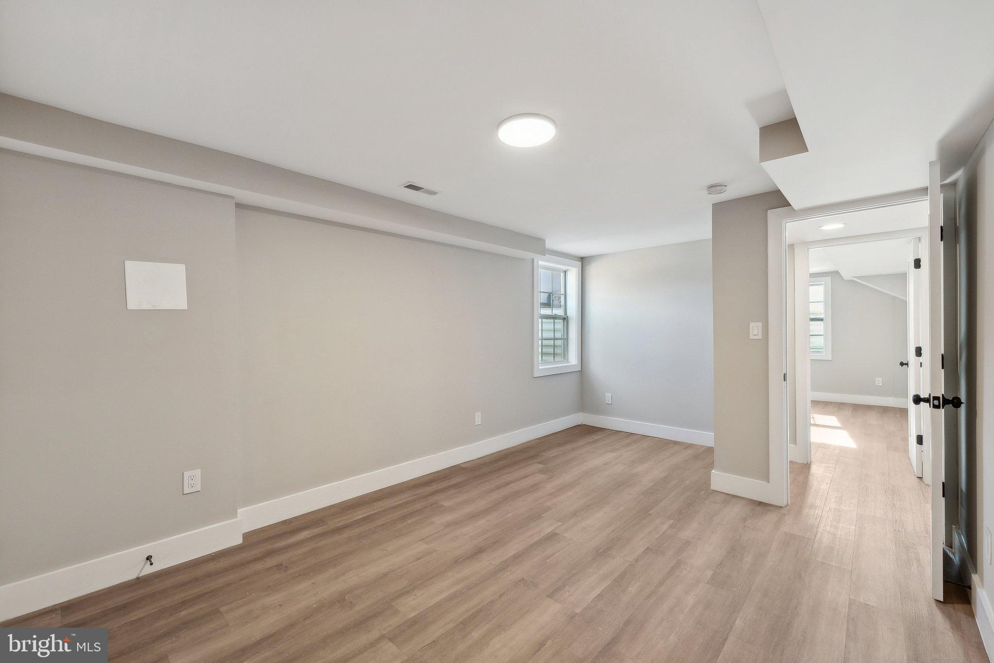 2414 Phillips Drive Alexandria, VA 22306 - Photo 39 of 43