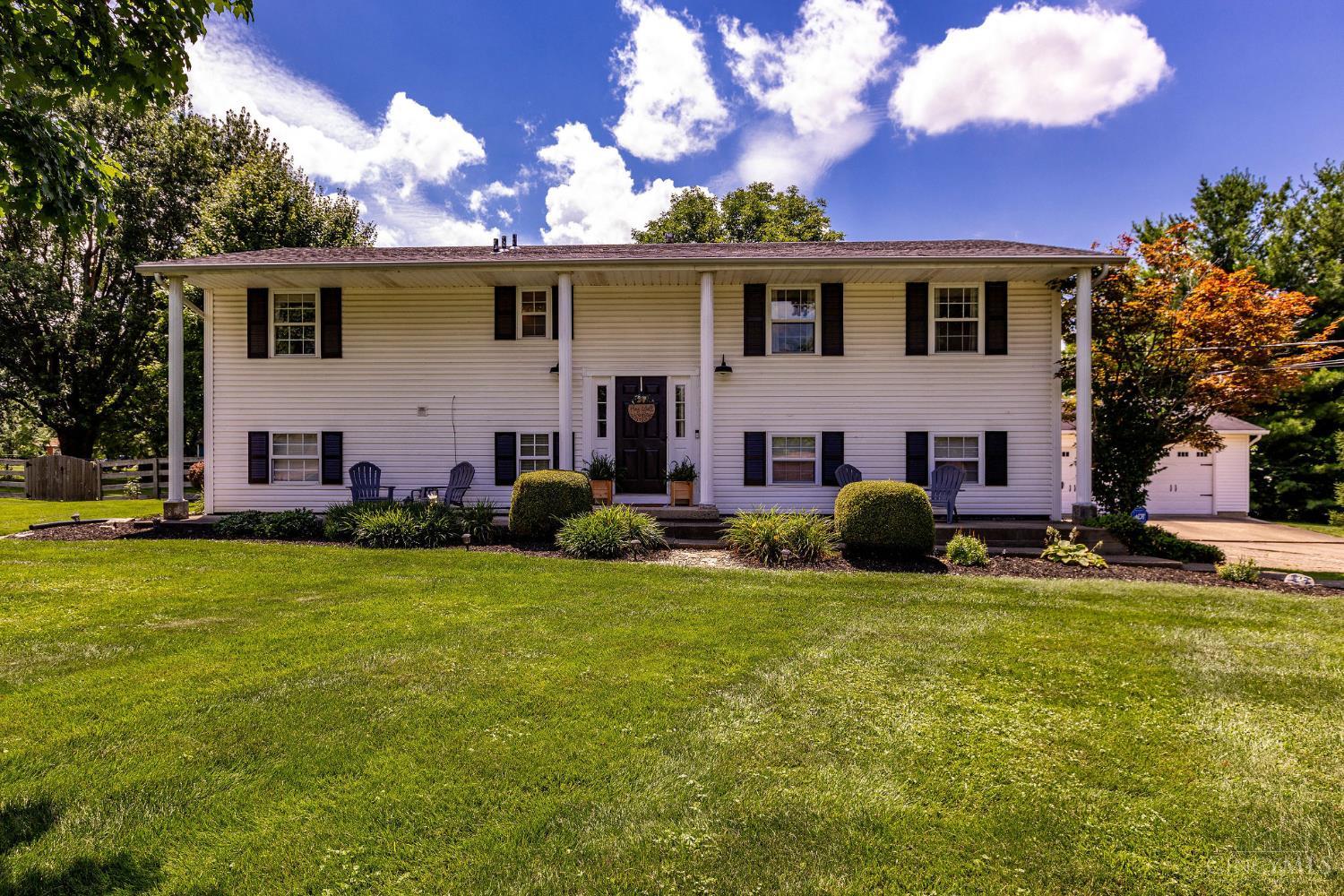 4577 Fisher Road Franklin, OH 45005 - Photo 2 of 46