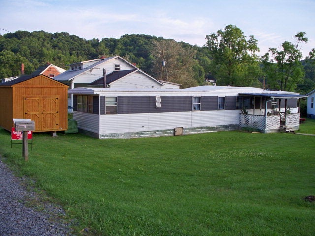2140 Maple Acres Road Princeton, WV 24739 - Photo 1 of 1 Gallery Image 1