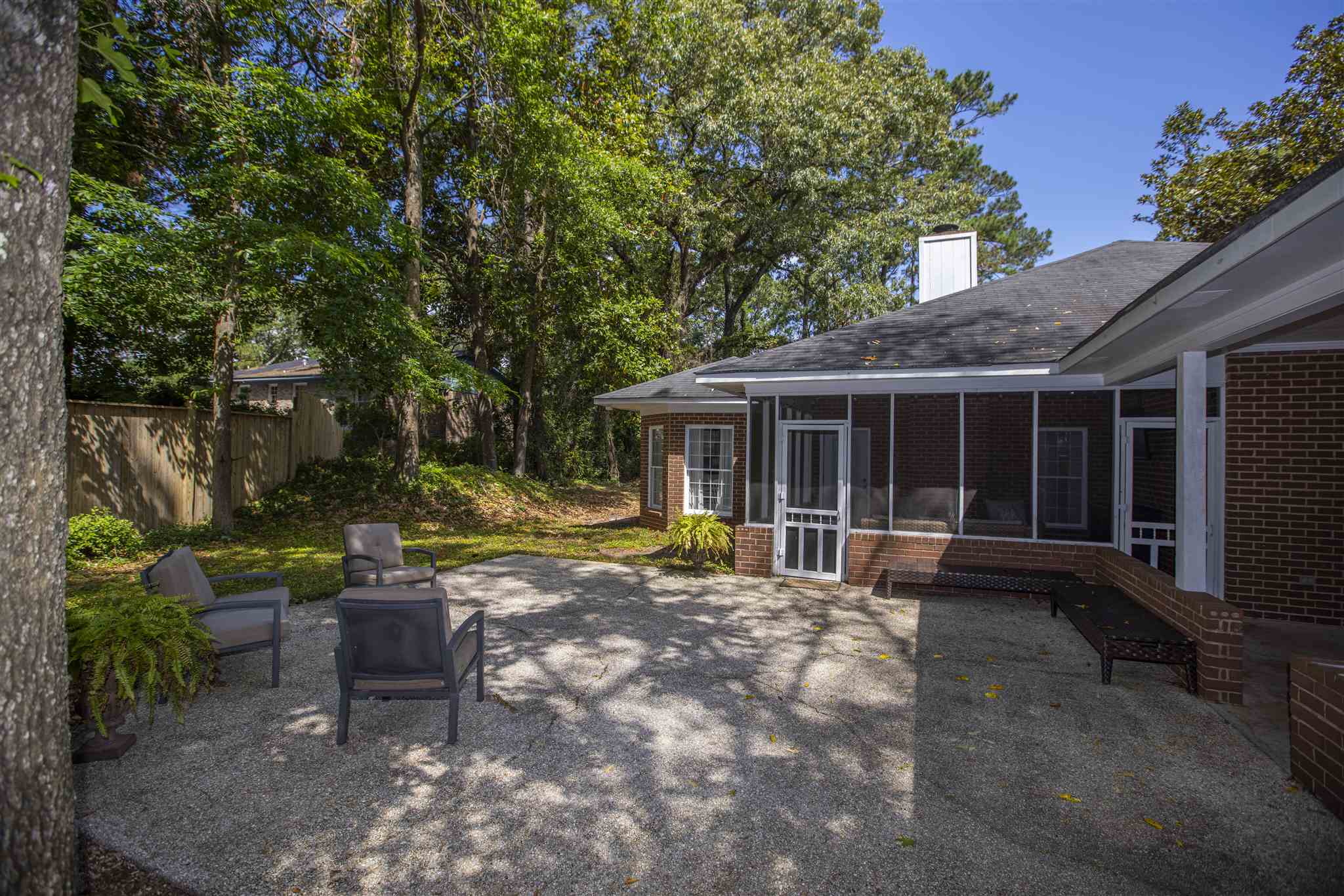621 Southern Way Daphne, AL 36527 - Photo 37 of 43