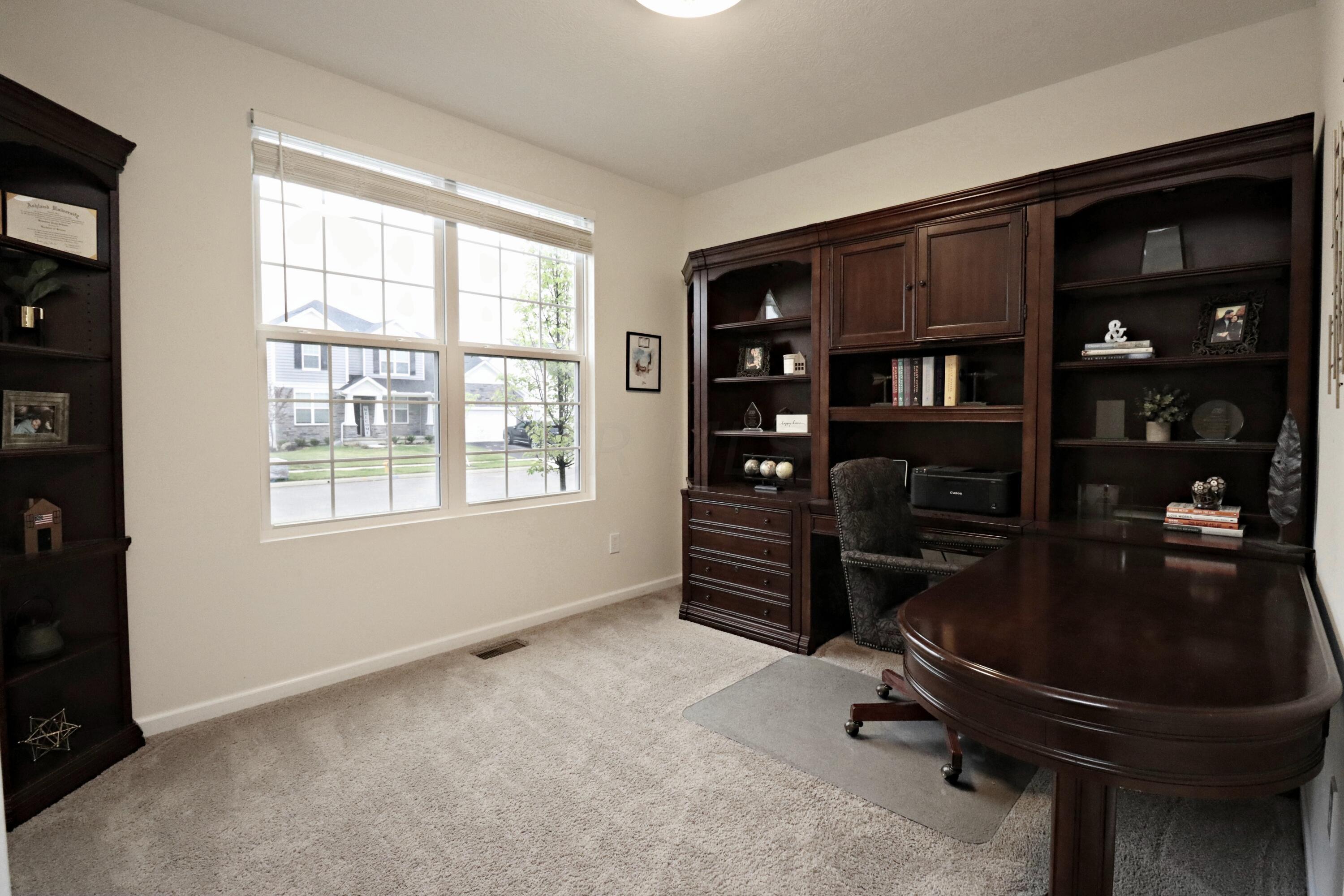 267 Winter Shadow Loop Delaware, OH 43015 - Photo 4 of 39 Gallery Image 4