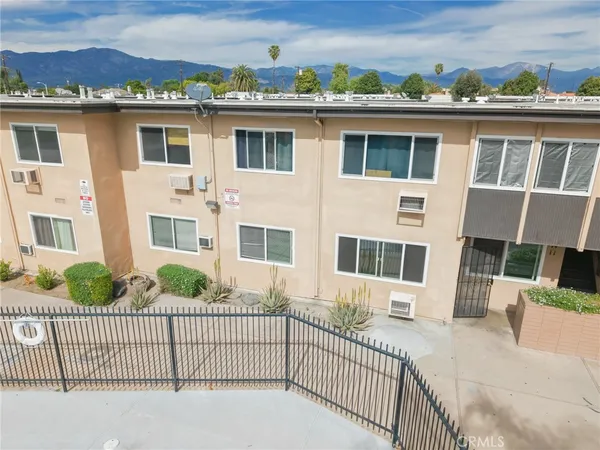 $374,000 | 3030 Vineland Avenue, Unit 3, Baldwin Park, CA 91706