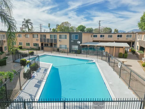 $374,000 | 3030 Vineland Avenue, Unit 3, Baldwin Park, CA 91706