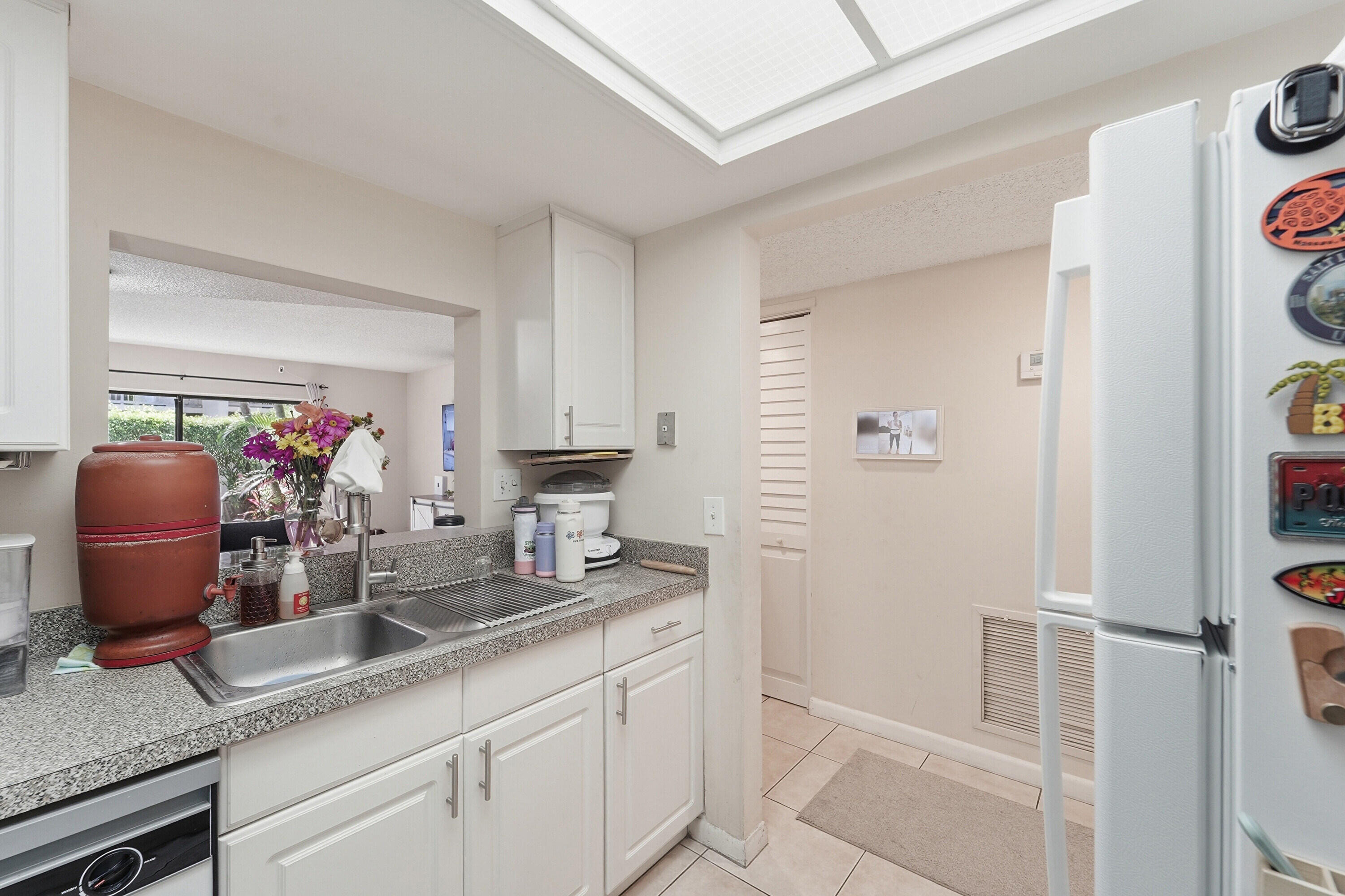 81 Deer Creek Road, Unit 103 Deerfield Beach, FL 33442 - Photo 6 of 16 05_dsc00043