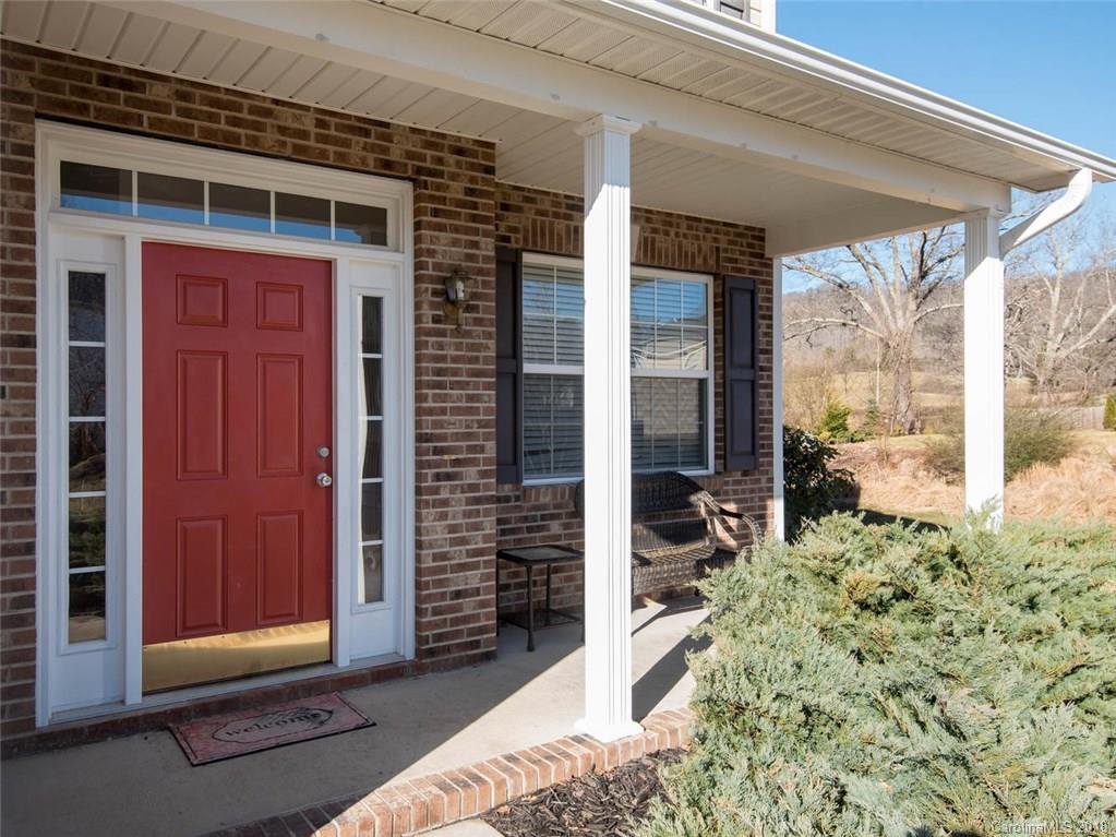 130 Woodfern Road Fletcher, NC 28732 - Photo 3 of 30 Gallery Image 3