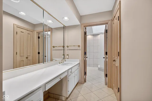 $1,200,000 | 8002 Dean Road, Indianapolis, IN 46240