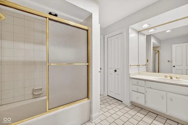 $1,200,000 | 8002 Dean Road, Indianapolis, IN 46240