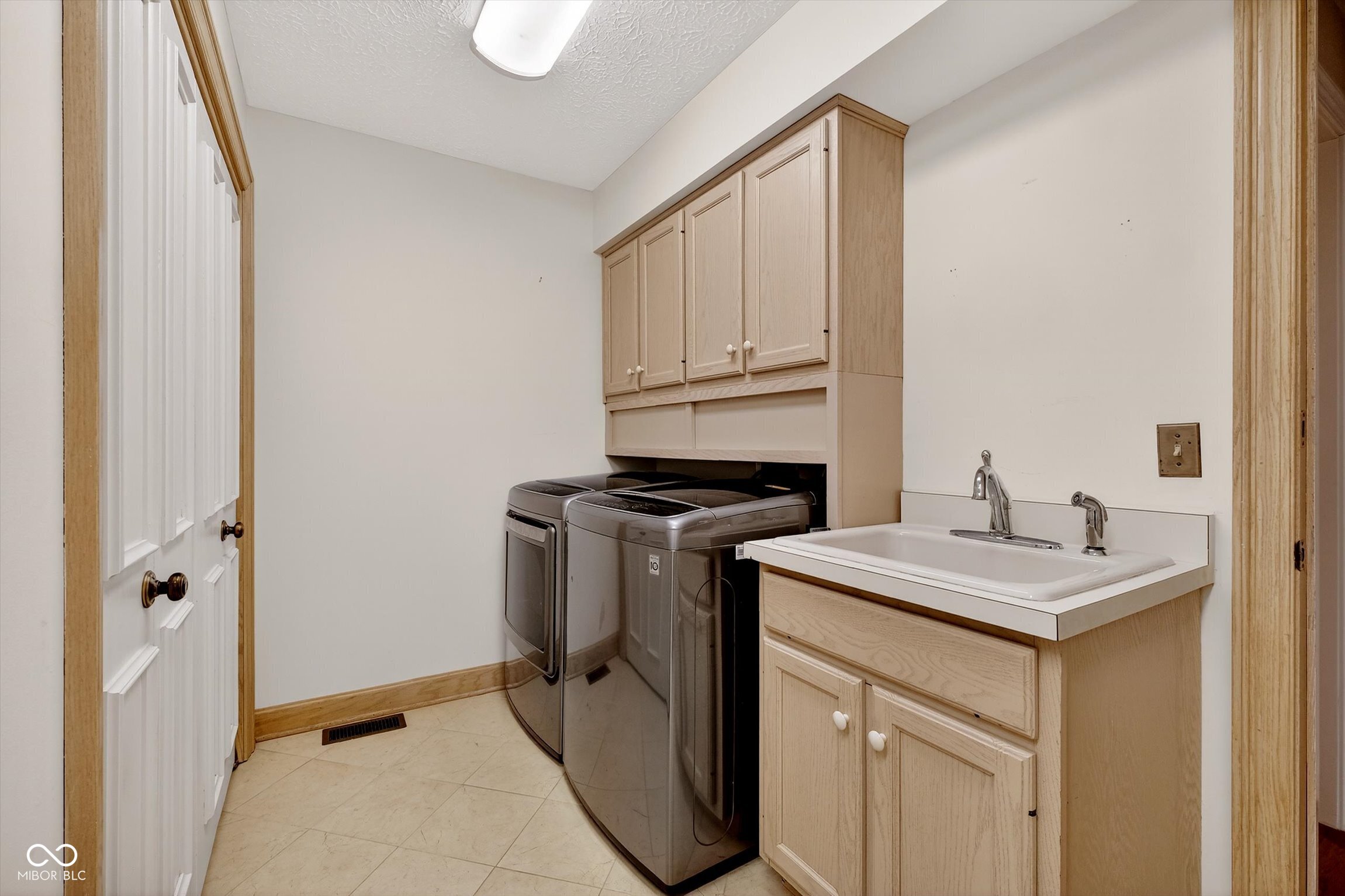 8002 Dean Road Indianapolis, IN 46240 - Photo 29 of 34